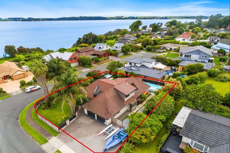 Photo of property in 35 Ruamoana Place, Omokoroa, 3114