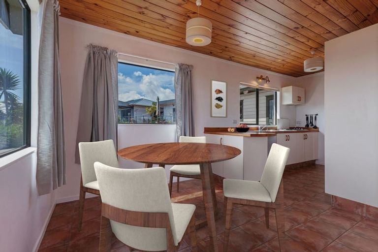 Photo of property in 11 Torsby Road, Coopers Beach, 0420