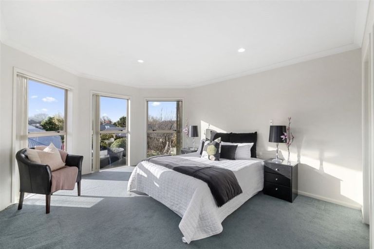 Photo of property in 44 Coolspring Way, Redwood, Christchurch, 8051