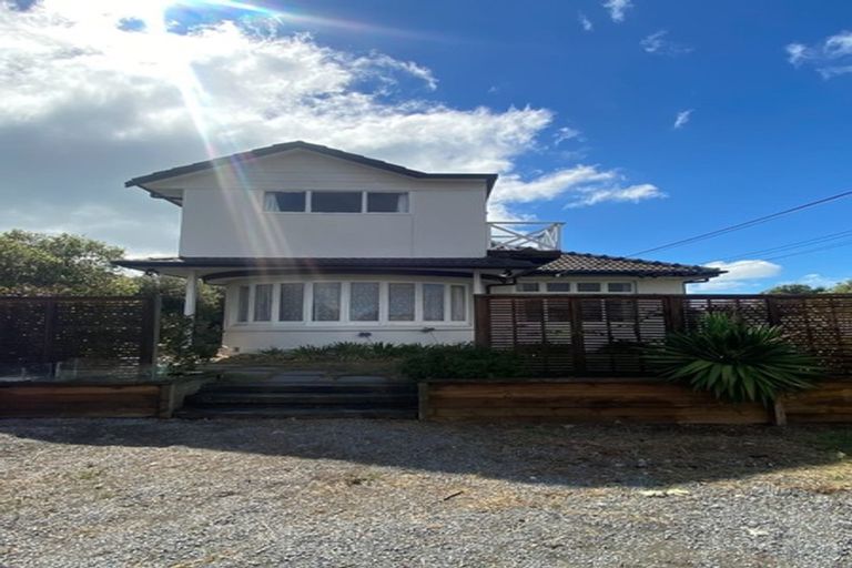 Photo of property in 3 Marriotts Road, North New Brighton, Christchurch, 8083