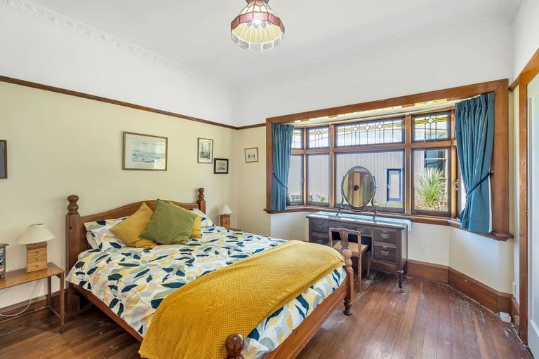 Photo of property in 3 Cross Street, Coalgate, 7673