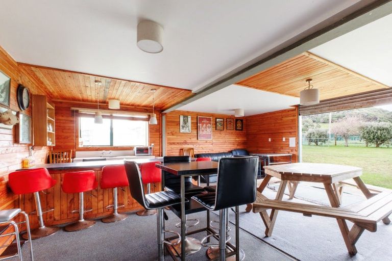 Photo of property in 1 Rawinia Place, Te Kaha, 3199