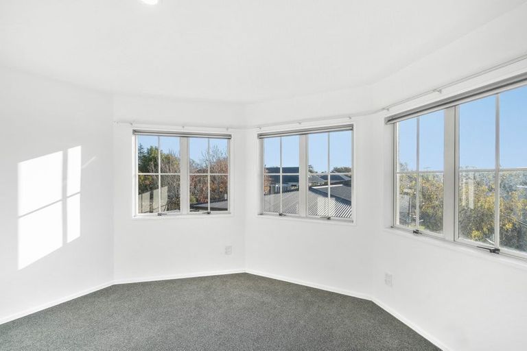 Photo of property in 2/53 Hamilton Avenue, Ilam, Christchurch, 8041