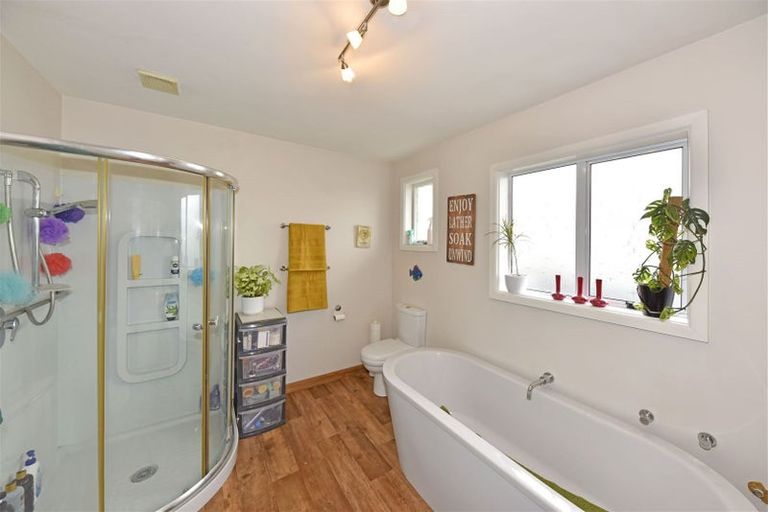 Photo of property in 110 Amyes Road, Hornby, Christchurch, 8042