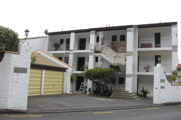 Photo of property in 32/34 Waiwera Place, Waiwera, Orewa, 0994