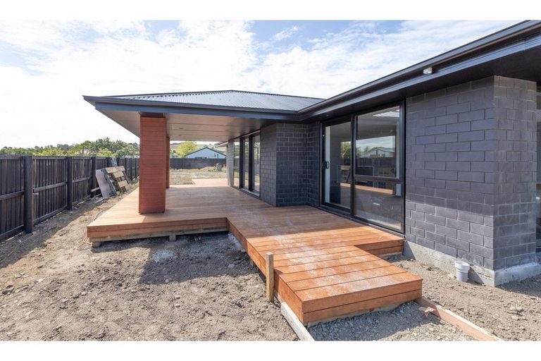 Photo of property in 61 Courage Road, Amberley, 7410