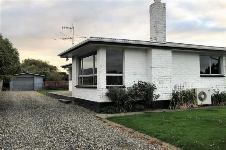 Photo of property in 37 Cunningham Street, Grasmere, Invercargill, 9810