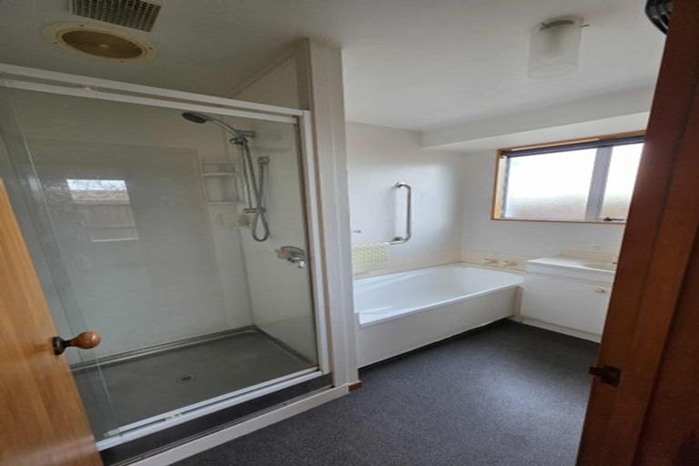 Photo of property in 1/7 Dumfries Drive, Hei Hei, Christchurch, 8042