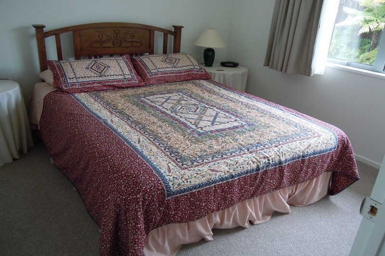 Photo of property in 4 Ensors Road, Opawa, Christchurch, 8023