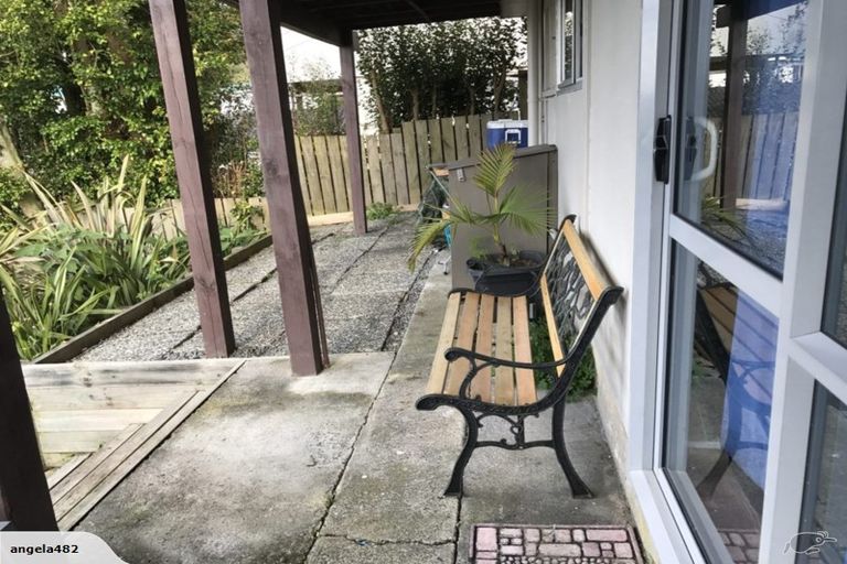 Photo of property in 21a Stanley Road, Glenfield, Auckland, 0629