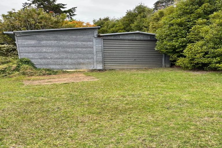 Photo of property in 30 Waverley Avenue, Glenfield, Auckland, 0629