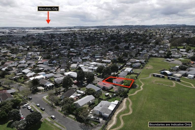Photo of property in 7 Aden Place, Clendon Park, Auckland, 2103