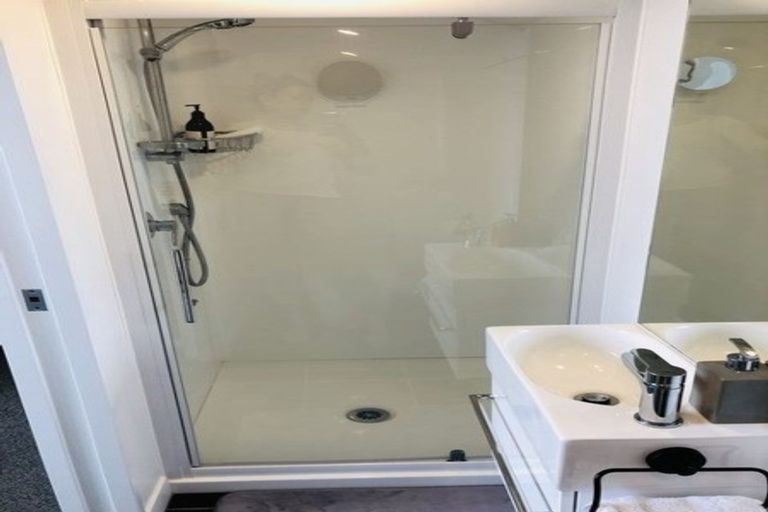 Photo of property in 10/36 Tacy Street, Kilbirnie, Wellington, 6022