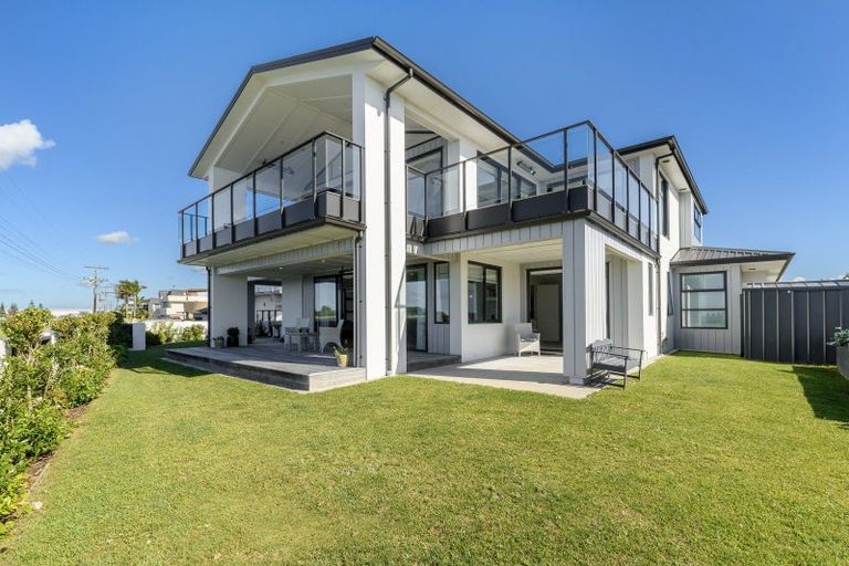 Photo of property in 2 Kulim Avenue, Otumoetai, Tauranga, 3110