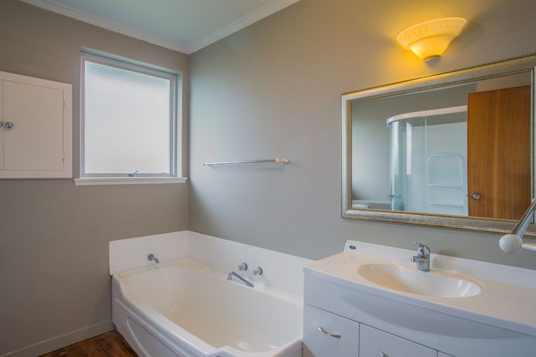 Photo of property in 82 Mountain View Road, Glenwood, Timaru, 7910