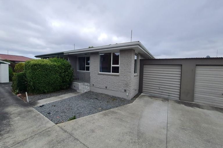 Photo of property in 3/16 Division Street, Riccarton, Christchurch, 8041