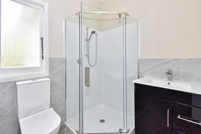 Photo of property in 79c Russell Road, Manurewa, Auckland, 2102