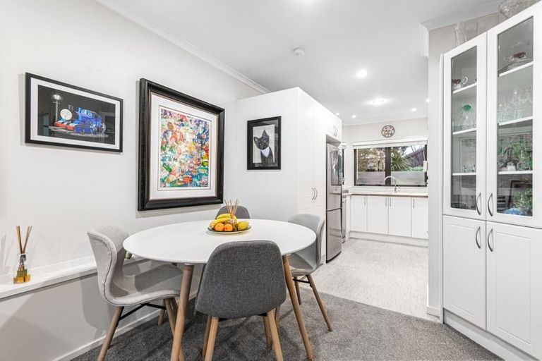 Photo of property in 5/102 Greenhithe Road, Greenhithe, Auckland, 0632