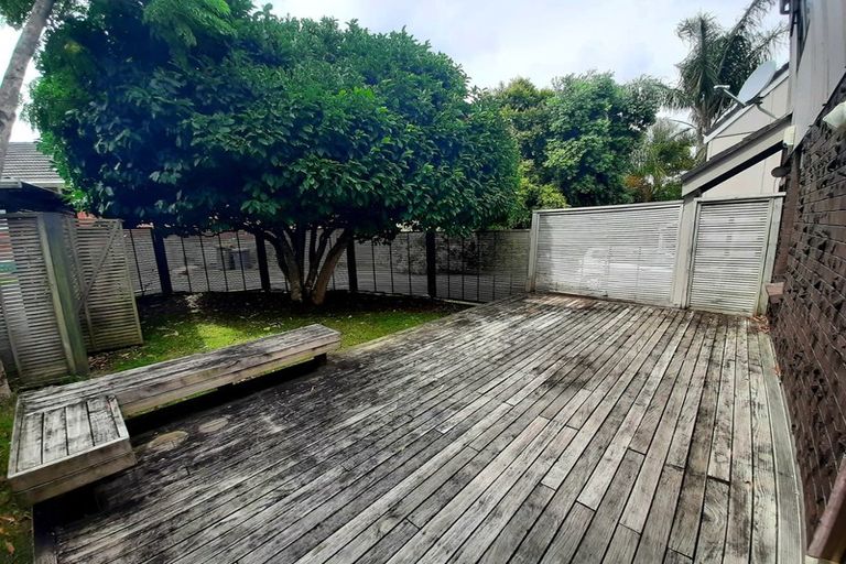 Photo of property in 2/8 Nile Road, Milford, Auckland, 0620