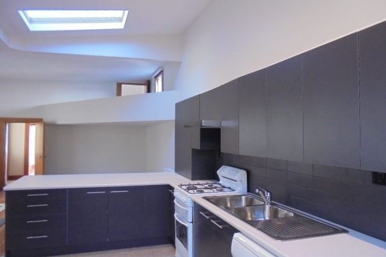 Photo of property in 54 Porritt Avenue, Mount Victoria, Wellington, 6011