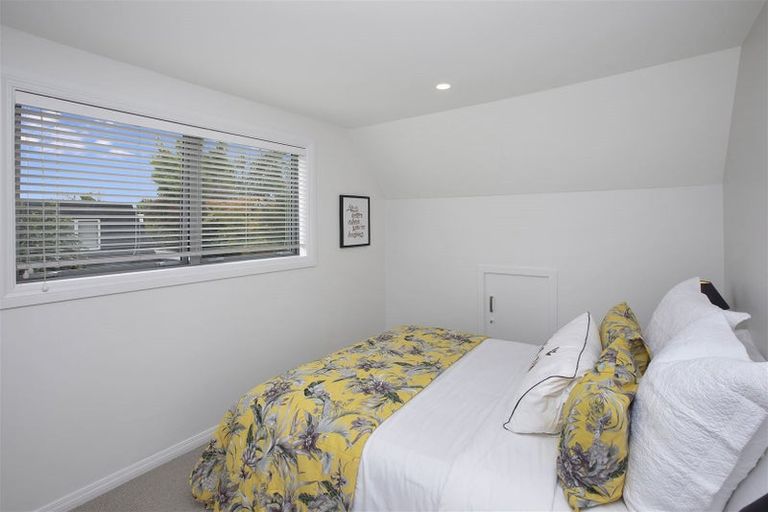 Photo of property in 56 Fendalton Road, Fendalton, Christchurch, 8014