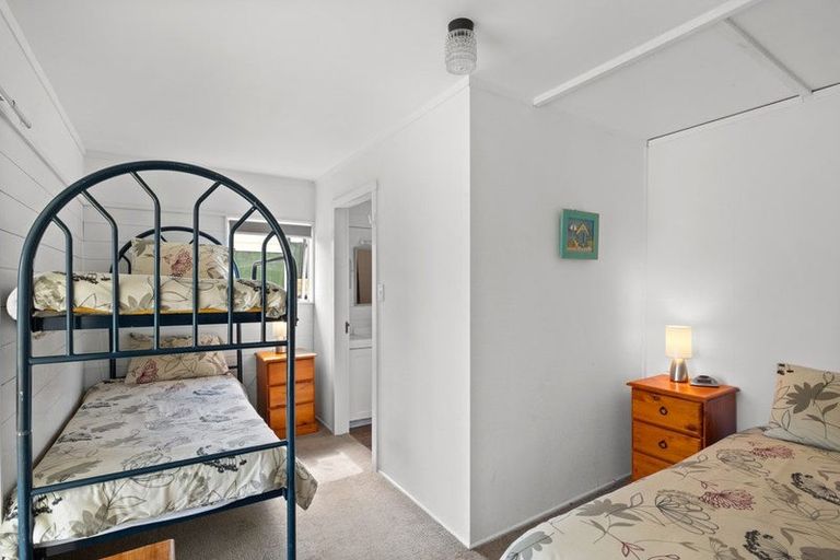 Photo of property in 11 Pinewood Place, Mangawhai Heads, Mangawhai, 0505