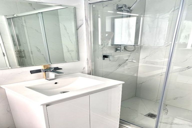 Photo of property in 52b Tatariki Street, Rosehill, Papakura, 2113