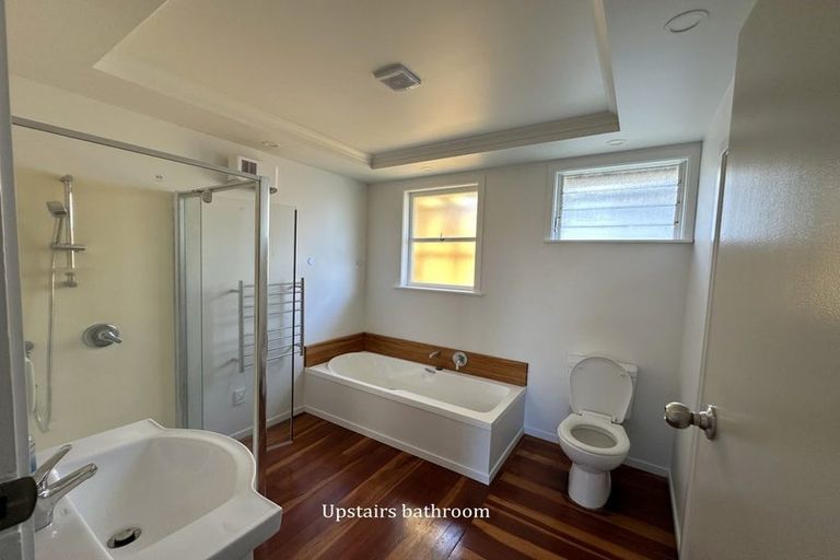 Photo of property in 11 Fordham Street, Beach Haven, Auckland, 0626