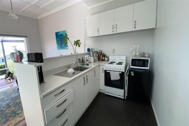 Photo of property in 20 Ngataringa Road, Devonport, Auckland, 0624