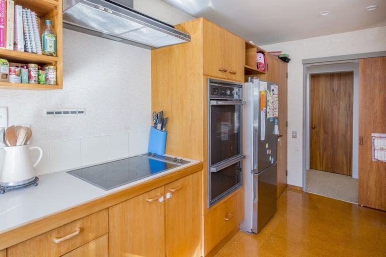 Photo of property in 46a Seddon Street, Waikanae, 5036