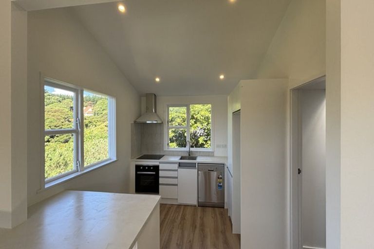 Photo of property in 18 Muri Road, Pukerua Bay, 5026