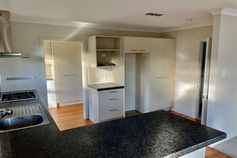 Photo of property in 15 Lucienne Place, Hillsborough, Christchurch, 8022