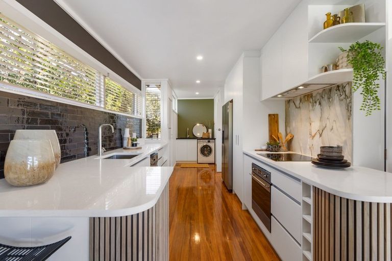 Photo of property in 12 Felton Mathew Avenue, St Johns, Auckland, 1072