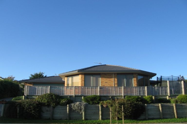 Photo of property in 129 Realm Drive, Paraparaumu, 5032