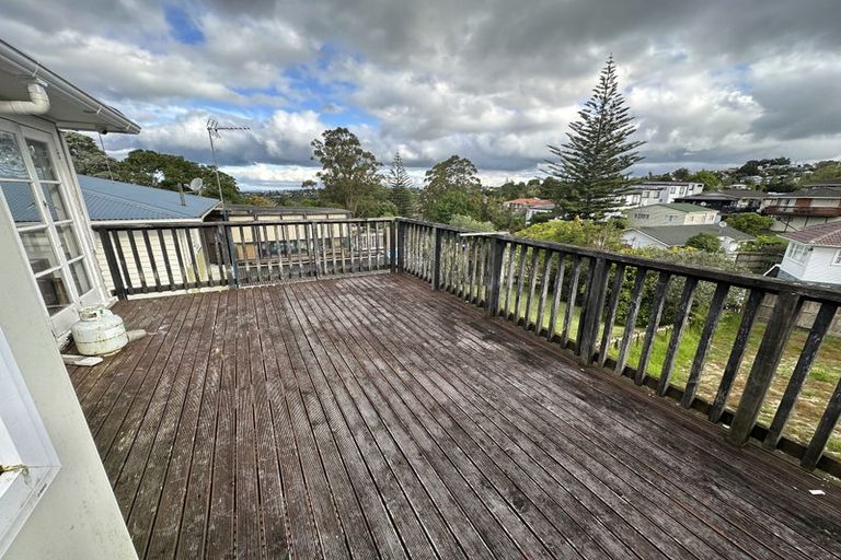 Photo of property in 19 Camelot Place, Glenfield, Auckland, 0629