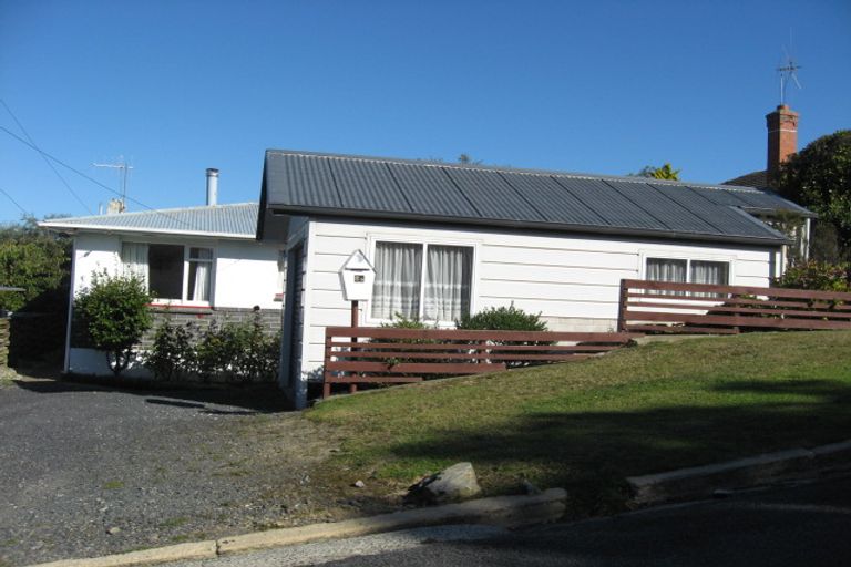 Photo of property in 2a Teignmouth Street, Abbotsford, Dunedin, 9018