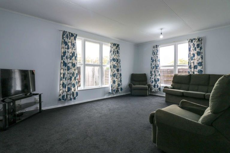 Photo of property in 8 Drake Street, Awapuni, Palmerston North, 4412