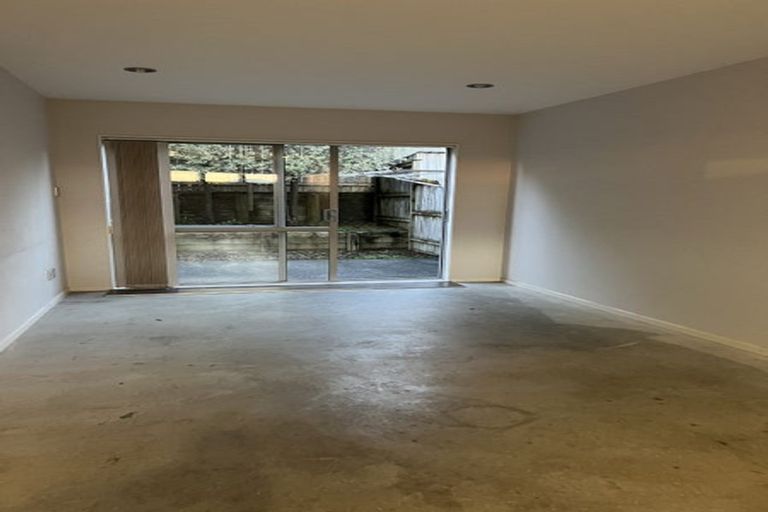 Photo of property in 10 Killarney Drive, Flat Bush, Auckland, 2019