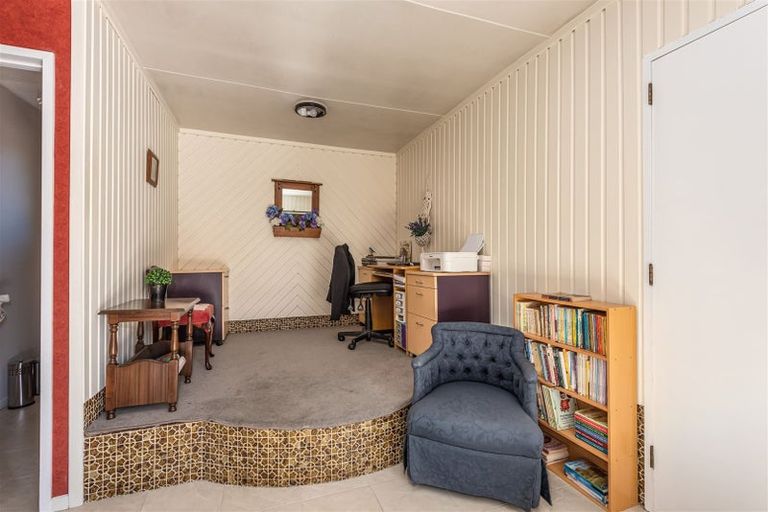 Photo of property in 37 Corfe Street, Ilam, Christchurch, 8041