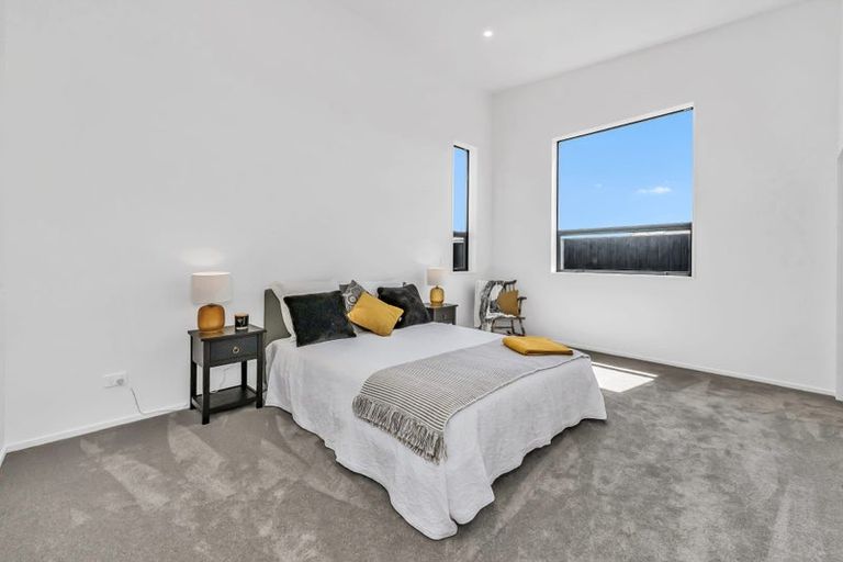 Photo of property in 12 Steggall Road, Rangiora, 7400