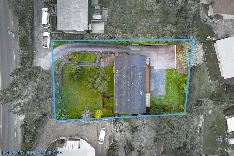 Photo of property in 325 Don Buck Road, Massey, Auckland, 0614