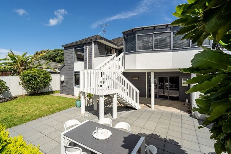 Photo of property in 1/1 Harley Road, Takapuna, Auckland, 0622