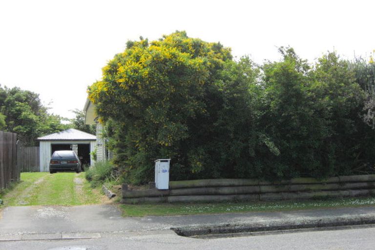 Photo of property in 11 Ashmole Street, Woolston, Christchurch, 8023