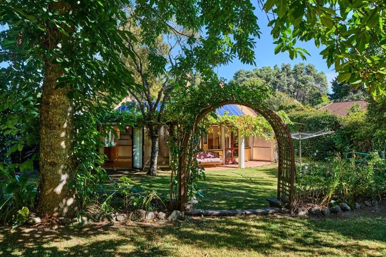 Photo of property in 59 Kohekohe Road, Waikanae, 5036