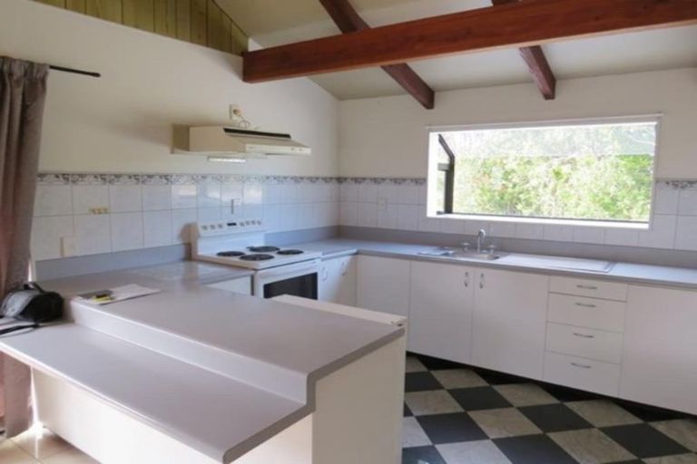 Photo of property in 36 Poplar Grove, Whalers Gate, New Plymouth, 4310