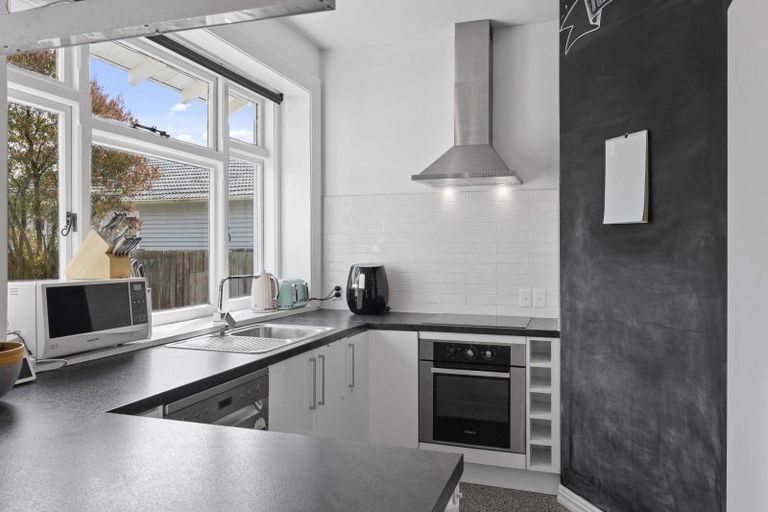 Photo of property in 219 Hills Road, Mairehau, Christchurch, 8013