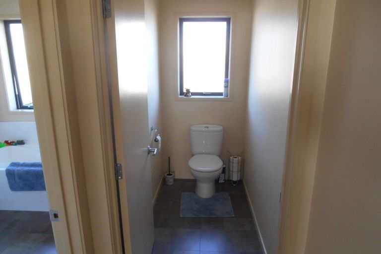 Photo of property in 35 Orbell Crescent, Te Anau, 9679