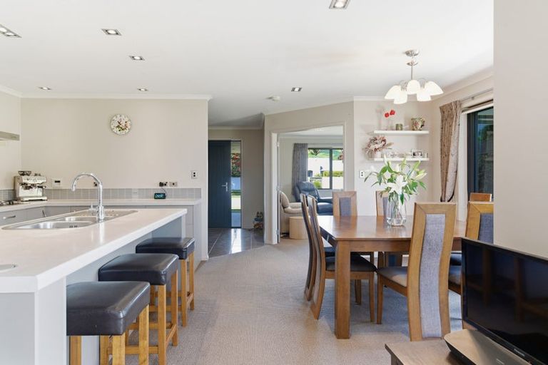 Photo of property in 631 Gloucester Road, Papamoa Beach, Papamoa, 3118