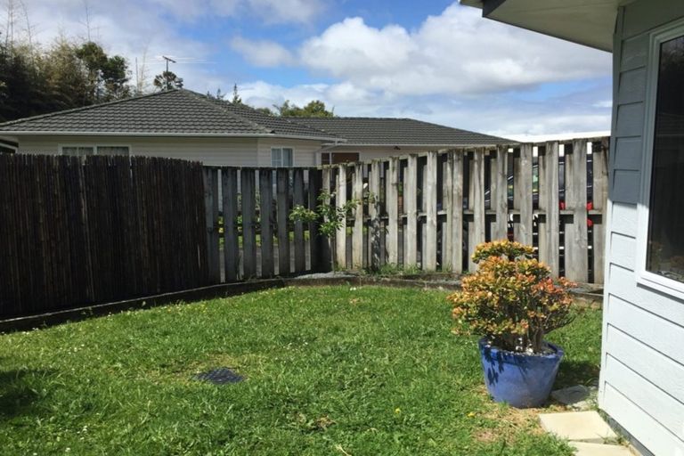 Photo of property in 299a Glengarry Road, Glen Eden, Auckland, 0602