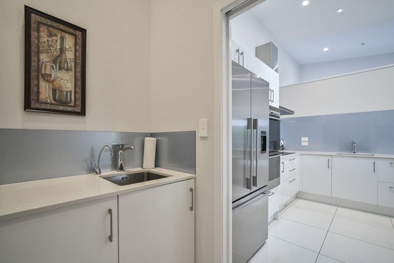 Photo of property in 25 Percy Berry Place, Havelock North, 4130